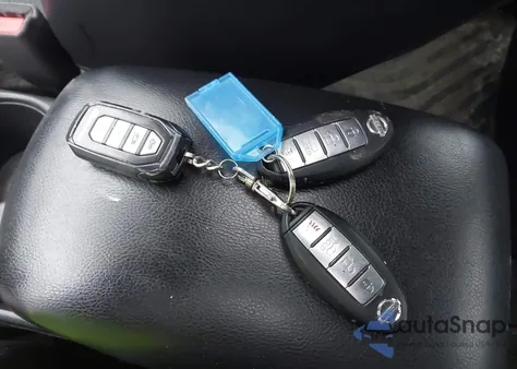 2017 Nissan Sentra Sr Turbo из США, поврежденный, VIN 3N1CB7AP7HY319007